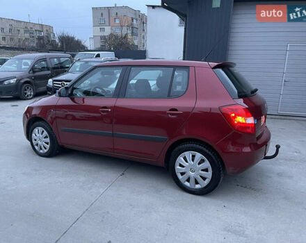 Красный Шкода Фабия, объемом двигателя 1.39 л и пробегом 181 тыс. км за 5200 $, фото 6 на Automoto.ua