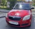 Красный Шкода Фабия, объемом двигателя 1.2 л и пробегом 156 тыс. км за 3800 $, фото 1 на Automoto.ua