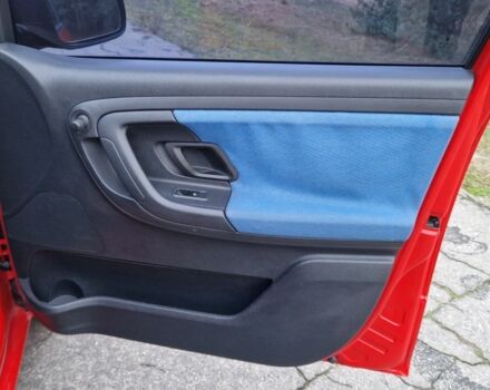 Красный Шкода Фабия, объемом двигателя 1.4 л и пробегом 224 тыс. км за 4750 $, фото 12 на Automoto.ua