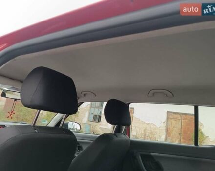 Красный Шкода Фабия, объемом двигателя 1.39 л и пробегом 185 тыс. км за 5450 $, фото 10 на Automoto.ua