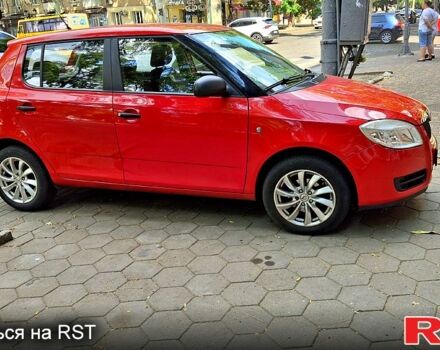 Красный Шкода Фабия, объемом двигателя 1.2 л и пробегом 108 тыс. км за 5000 $, фото 2 на Automoto.ua