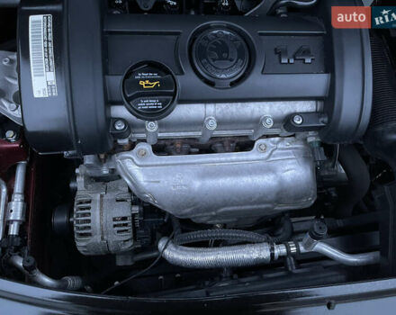 Красный Шкода Фабия, объемом двигателя 1.39 л и пробегом 181 тыс. км за 5200 $, фото 44 на Automoto.ua