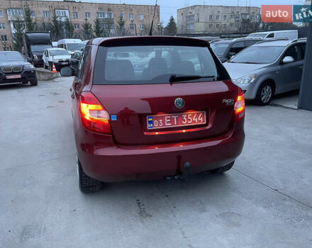 Красный Шкода Фабия, объемом двигателя 1.39 л и пробегом 181 тыс. км за 5200 $, фото 9 на Automoto.ua