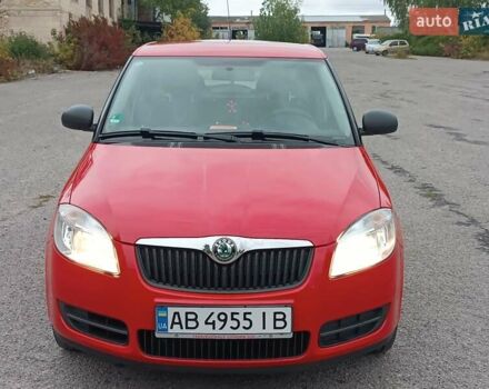 Красный Шкода Фабия, объемом двигателя 1.39 л и пробегом 185 тыс. км за 5450 $, фото 1 на Automoto.ua