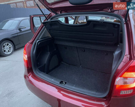 Красный Шкода Фабия, объемом двигателя 1.39 л и пробегом 181 тыс. км за 5200 $, фото 29 на Automoto.ua