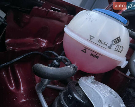 Красный Шкода Фабия, объемом двигателя 1.39 л и пробегом 181 тыс. км за 5200 $, фото 43 на Automoto.ua