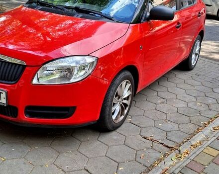 Красный Шкода Фабия, объемом двигателя 1.2 л и пробегом 108 тыс. км за 5000 $, фото 1 на Automoto.ua