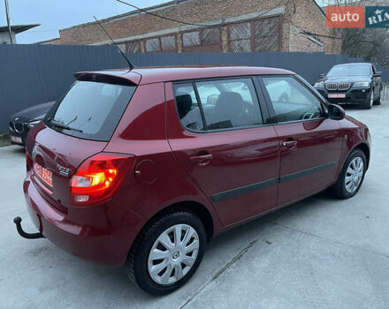 Красный Шкода Фабия, объемом двигателя 1.39 л и пробегом 181 тыс. км за 5200 $, фото 12 на Automoto.ua
