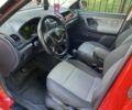 Червоний Шкода Фабія, об'ємом двигуна 1.2 л та пробігом 220 тис. км за 3999 $, фото 17 на Automoto.ua