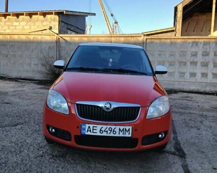 Красный Шкода Фабия, объемом двигателя 1.39 л и пробегом 176 тыс. км за 5600 $, фото 1 на Automoto.ua