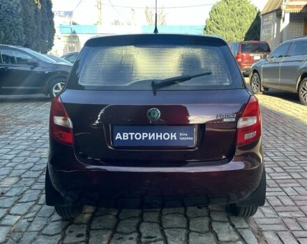 Красный Шкода Фабия, объемом двигателя 1.2 л и пробегом 143 тыс. км за 5500 $, фото 4 на Automoto.ua