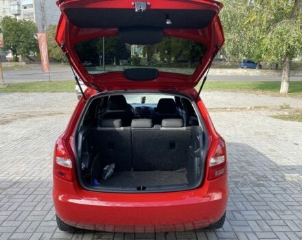 Червоний Шкода Фабія, об'ємом двигуна 1.2 л та пробігом 220 тис. км за 3999 $, фото 16 на Automoto.ua