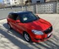 Красный Шкода Фабия, объемом двигателя 1.2 л и пробегом 300 тыс. км за 4350 $, фото 1 на Automoto.ua