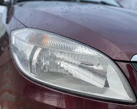 Червоний Шкода Фабія, об'ємом двигуна 1.2 л та пробігом 143 тис. км за 5500 $, фото 4 на Automoto.ua