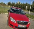 Красный Шкода Фабия, объемом двигателя 1.6 л и пробегом 206 тыс. км за 4798 $, фото 1 на Automoto.ua