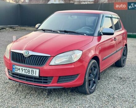 Червоний Шкода Фабія, об'ємом двигуна 1.2 л та пробігом 304 тис. км за 3999 $, фото 2 на Automoto.ua