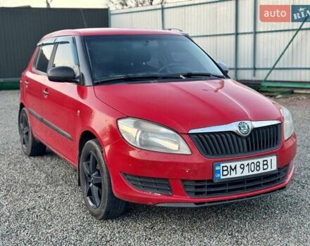 Червоний Шкода Фабія, об'ємом двигуна 1.2 л та пробігом 304 тис. км за 3999 $, фото 5 на Automoto.ua