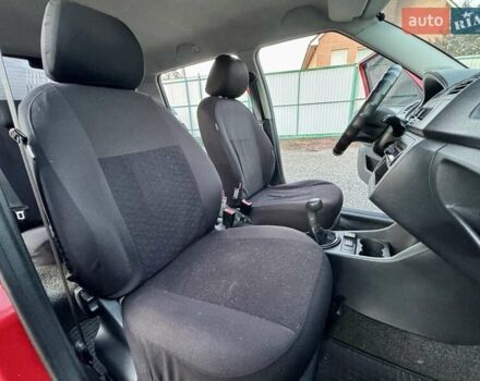 Червоний Шкода Фабія, об'ємом двигуна 1.2 л та пробігом 304 тис. км за 3999 $, фото 28 на Automoto.ua