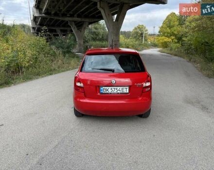 Шкода Фабия 2011 в Днепре (Днепропетровске) на Automoto.ua Красный Шкода Фабия, объемом двигателя 1.6 л и пробегом 199 тыс. км за 4999 $, фото 15 на Automoto.ua