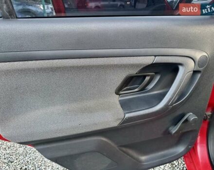 Червоний Шкода Фабія, об'ємом двигуна 1.2 л та пробігом 304 тис. км за 3999 $, фото 23 на Automoto.ua