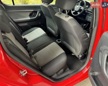 Шкода Фабия 2011 в Днепре (Днепропетровске) на Automoto.ua Красный Шкода Фабия, объемом двигателя 1.6 л и пробегом 199 тыс. км за 4999 $, фото 11 на Automoto.ua