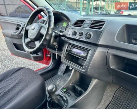 Червоний Шкода Фабія, об'ємом двигуна 1.2 л та пробігом 304 тис. км за 3999 $, фото 31 на Automoto.ua