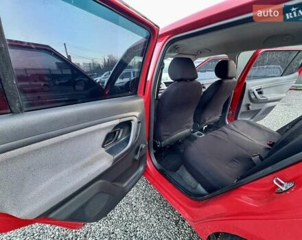 Червоний Шкода Фабія, об'ємом двигуна 1.2 л та пробігом 304 тис. км за 3999 $, фото 22 на Automoto.ua