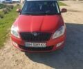 Красный Шкода Фабия, объемом двигателя 1.6 л и пробегом 247 тыс. км за 5600 $, фото 1 на Automoto.ua