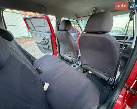 Червоний Шкода Фабія, об'ємом двигуна 1.2 л та пробігом 304 тис. км за 3999 $, фото 27 на Automoto.ua