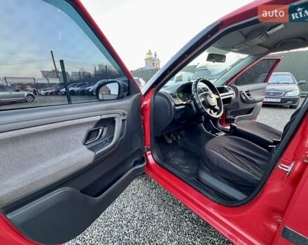 Червоний Шкода Фабія, об'ємом двигуна 1.2 л та пробігом 304 тис. км за 3999 $, фото 18 на Automoto.ua