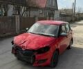 Красный Шкода Фабия, объемом двигателя 1.2 л и пробегом 217 тыс. км за 2000 $, фото 1 на Automoto.ua