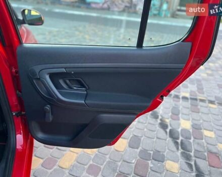 Красный Шкода Фабия, объемом двигателя 1.2 л и пробегом 211 тыс. км за 5400 $, фото 12 на Automoto.ua