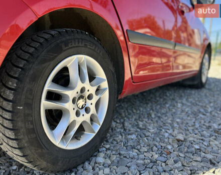 Красный Шкода Фабия, объемом двигателя 1.2 л и пробегом 200 тыс. км за 6200 $, фото 8 на Automoto.ua
