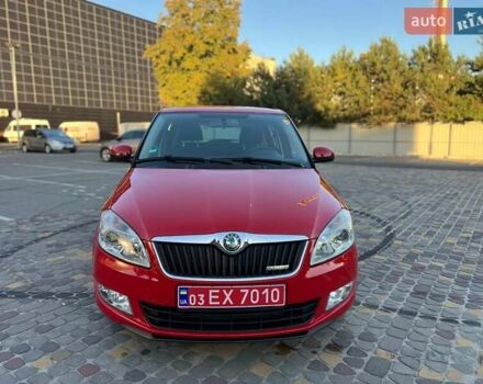 Красный Шкода Фабия, объемом двигателя 1.2 л и пробегом 211 тыс. км за 5400 $, фото 8 на Automoto.ua