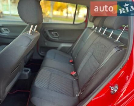 Красный Шкода Фабия, объемом двигателя 1.2 л и пробегом 210 тыс. км за 5700 $, фото 8 на Automoto.ua