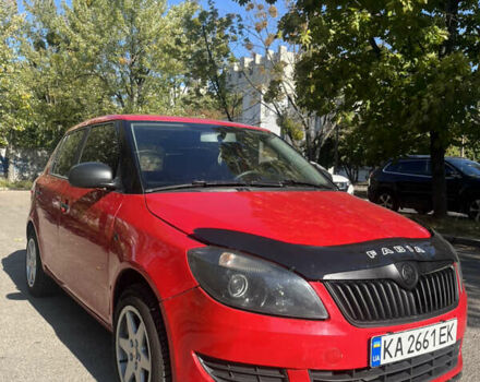 Красный Шкода Фабия, объемом двигателя 1.2 л и пробегом 280 тыс. км за 4150 $, фото 5 на Automoto.ua