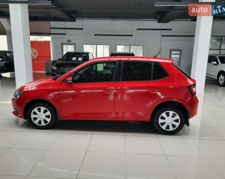 Красный Шкода Фабия, объемом двигателя 1.2 л и пробегом 107 тыс. км за 7490 $, фото 3 на Automoto.ua