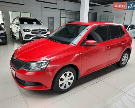 Красный Шкода Фабия, объемом двигателя 1.2 л и пробегом 107 тыс. км за 7490 $, фото 4 на Automoto.ua