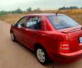 Красный Шкода Фабия, объемом двигателя 12 л и пробегом 181 тыс. км за 3000 $, фото 2 на Automoto.ua