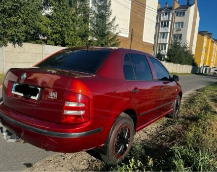 Червоний Шкода Фабія, об'ємом двигуна 1.2 л та пробігом 243 тис. км за 3100 $, фото 4 на Automoto.ua