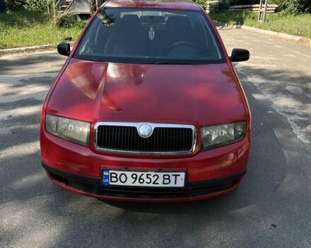 Красный Шкода Фабия, объемом двигателя 1.2 л и пробегом 219 тыс. км за 2600 $, фото 4 на Automoto.ua