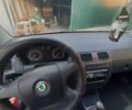 Красный Шкода Фабия, объемом двигателя 1.2 л и пробегом 177 тыс. км за 4250 $, фото 1 на Automoto.ua