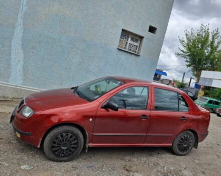 Красный Шкода Фабия, объемом двигателя 1.2 л и пробегом 150 тыс. км за 2500 $, фото 3 на Automoto.ua