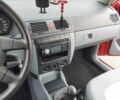 Красный Шкода Фабия, объемом двигателя 1.4 л и пробегом 214 тыс. км за 3900 $, фото 7 на Automoto.ua