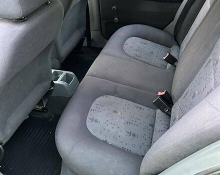 Червоний Шкода Фабія, об'ємом двигуна 1.4 л та пробігом 200 тис. км за 2850 $, фото 6 на Automoto.ua