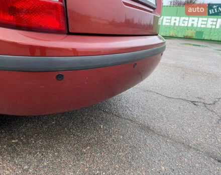 Красный Шкода Фабия, объемом двигателя 1.2 л и пробегом 217 тыс. км за 3550 $, фото 11 на Automoto.ua