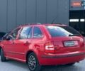 Красный Шкода Фабия, объемом двигателя 1.4 л и пробегом 282 тыс. км за 4890 $, фото 6 на Automoto.ua