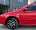 Красный Шкода Фабия, объемом двигателя 1.4 л и пробегом 282 тыс. км за 4890 $, фото 4 на Automoto.ua
