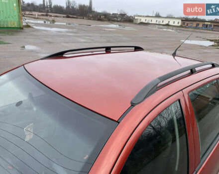 Красный Шкода Фабия, объемом двигателя 1.2 л и пробегом 217 тыс. км за 3550 $, фото 12 на Automoto.ua