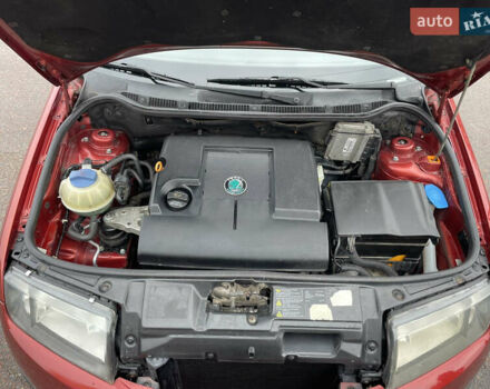 Красный Шкода Фабия, объемом двигателя 1.2 л и пробегом 217 тыс. км за 3550 $, фото 28 на Automoto.ua